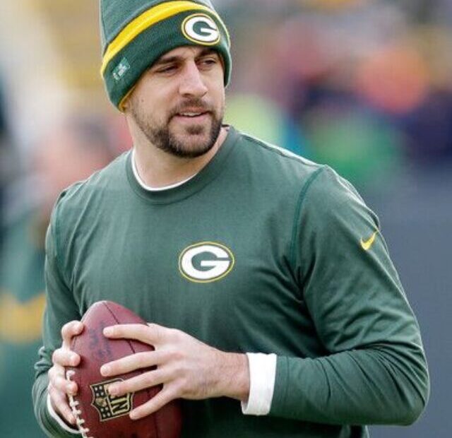 Aaron Rodgers (12)