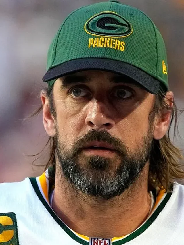 Aaron Rodgers writes a lengthy Packers farewell after the Jets deal.