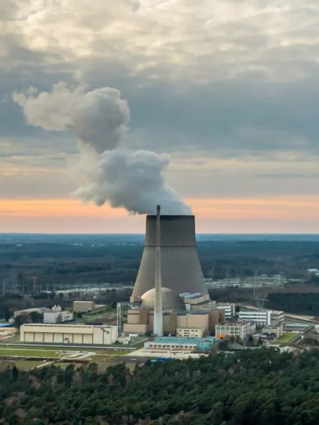 Germany closes its last three nuclear facilities in “a new era.”