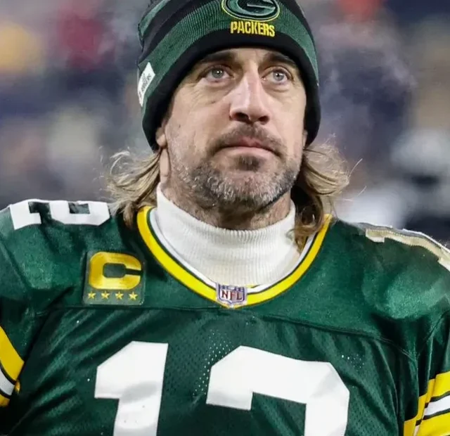 Packers negotiations for Aaron Rodgers' trade to New York Jets continue. (3)