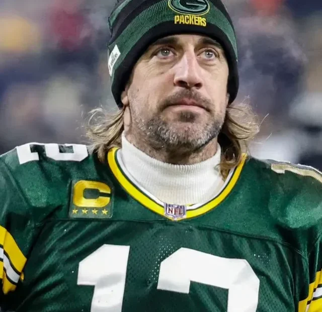 Packers negotiations for Aaron Rodgers' trade to New York Jets continue. (3)