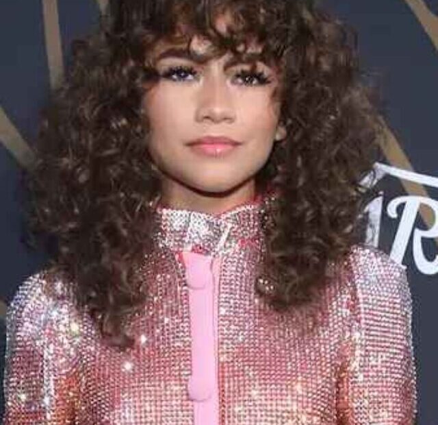 Zendaya (2)