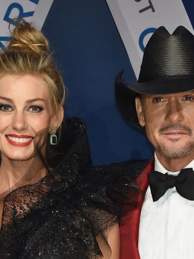 Gracie, daughter of Tim McGraw and Faith Hill, glows in NYC apartment selfie.